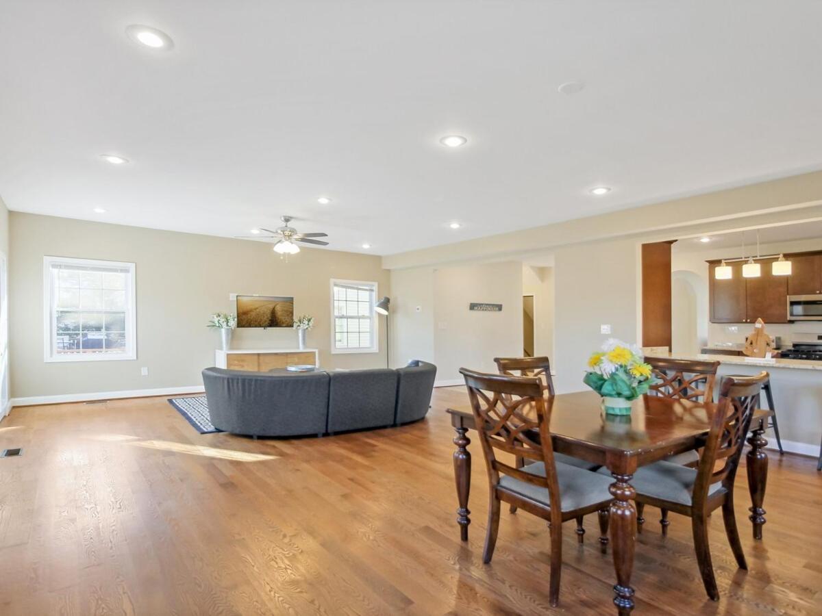 Havenly Homes Dmv Arlington Camera foto