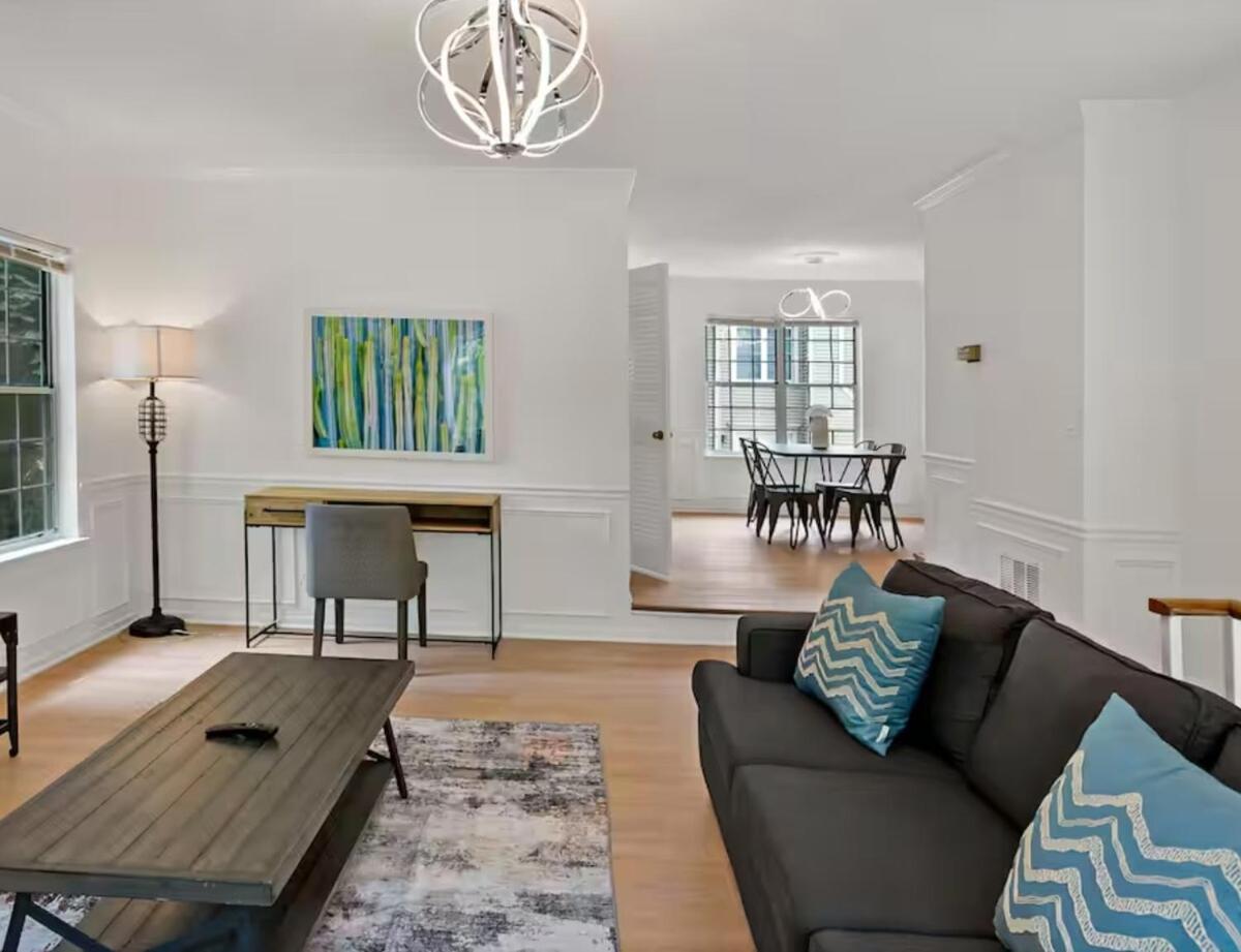 Havenly Homes Dmv Arlington Camera foto