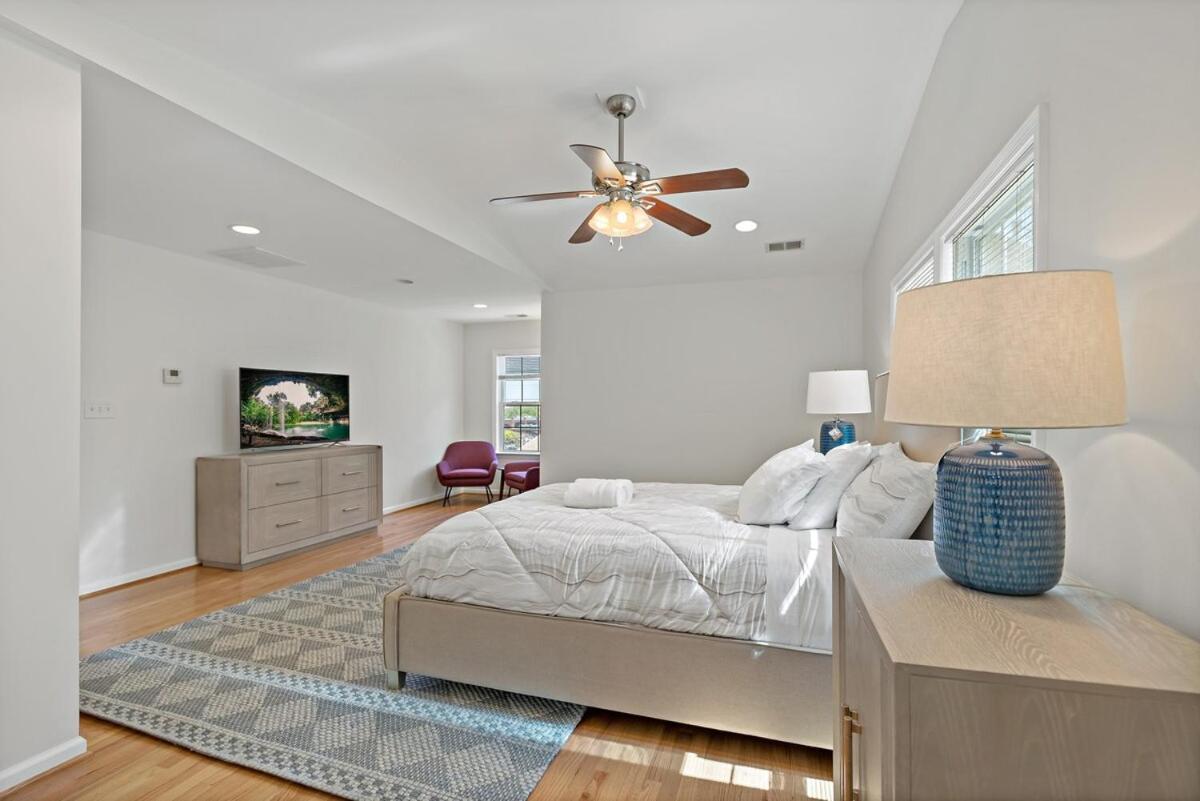 Havenly Homes Dmv Arlington Camera foto